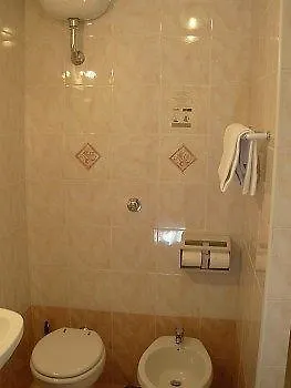 Bed In 4* Roma