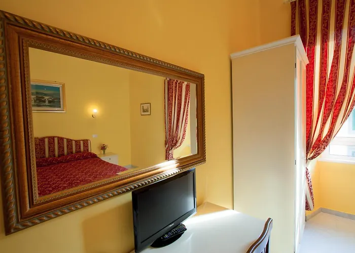 Acomodação com café da manhã  Bed In 4*